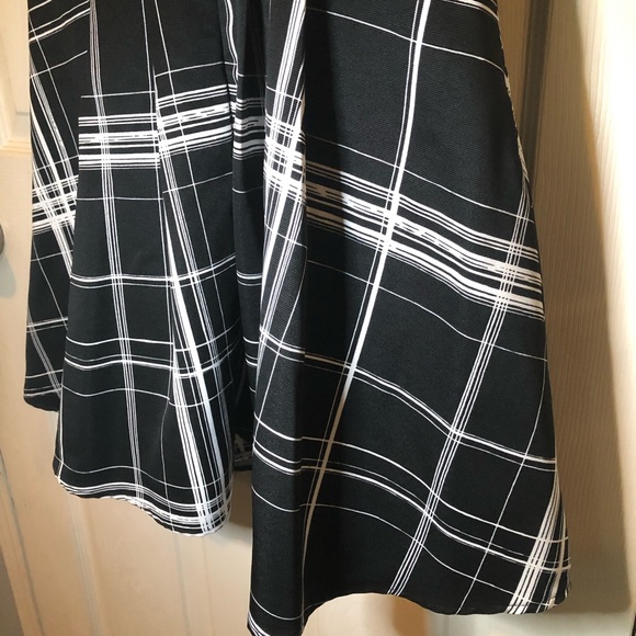 CLARA STORY Black Plaid Dress - Picture 7 of 8